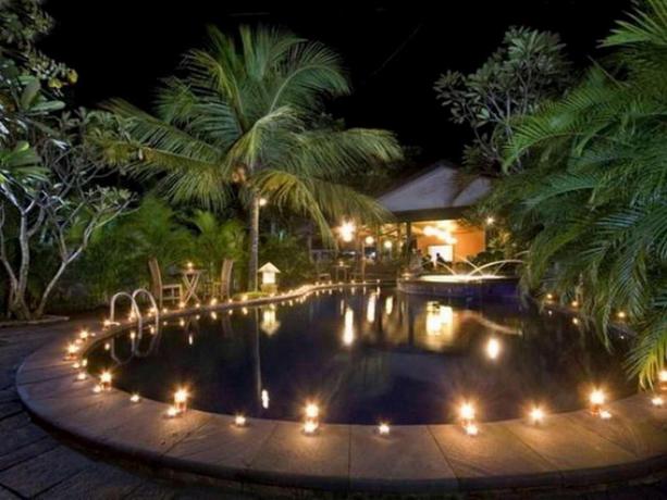 Imagen general del Hotel Nyiur Indah Beach Hotel. Foto 1