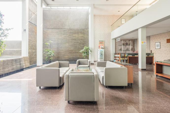 Imagen de los interiores del Hotel Nyland Pasteur. Foto 18