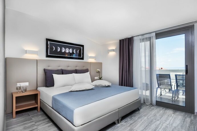 Imagen de la habitación del Hotel Nymphes Deluxe Accommodation. Foto 19