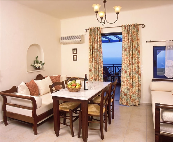 Imagen de la habitación del Hotel Nymphes Luxury Apartments. Foto 9