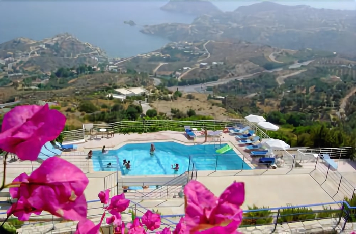 Imagen de los exteriores del Hotel Nymphes Luxury Apartments. Foto 13