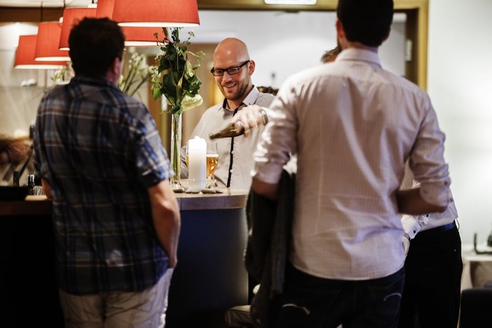 Imagen del bar/restaurante del Hotel Nyn&auml;s Havsbad. Foto 5