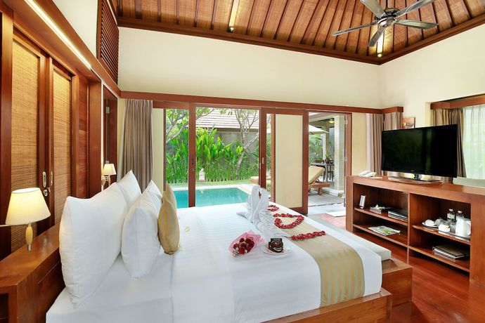 Imagen de la habitación del Hotel Nyuh Bali Luxury Villas. Foto 5