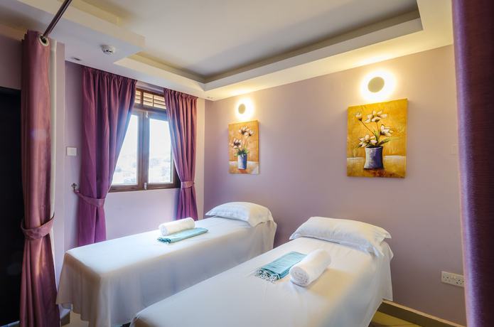 Imagen de la piscina del Hotel Nyumbani. Foto 19