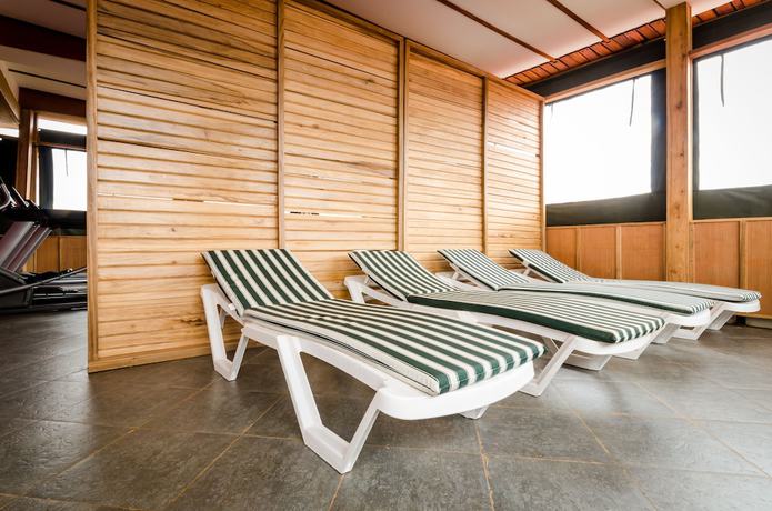 Imagen de la piscina del Hotel Nyumbani. Foto 20