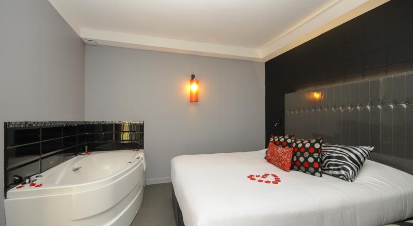 Imagen de la habitación del Hotel Nyx. Foto 3