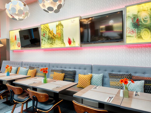 Imagen del bar/restaurante del Hotel Nyx Hotel Prague By Leonardo Hotels. Foto 3
