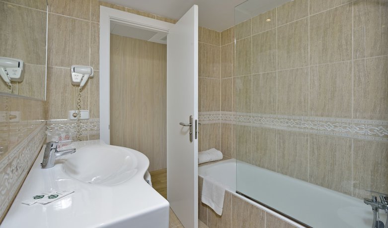 Imagen de la habitación del Hotel Nyx Ibiza - Adults Only. Foto 6