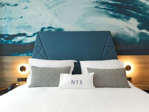 Imagen de la habitación del Hotel Nyx Limassol By Leonardos. Foto 5