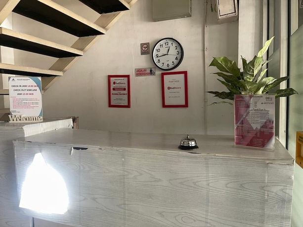 Imagen de los interiores del Hotel O 95063 Afifah Syariah Guest House Manado. Foto 10