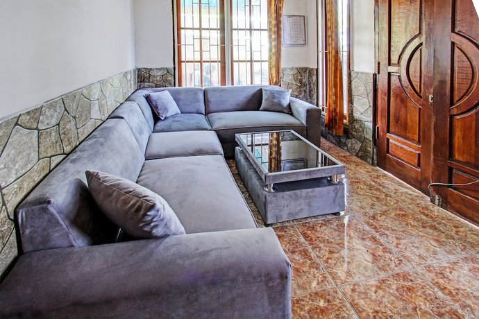 Imagen de los interiores del Hotel O Archi Homestay. Foto 14