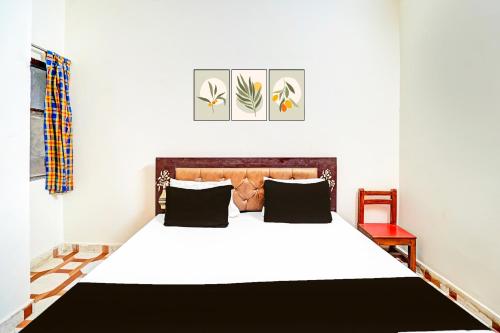 Imagen de la habitación del Hotel O BHIMPURI MEMORIAL HOLY STAY. Foto 19