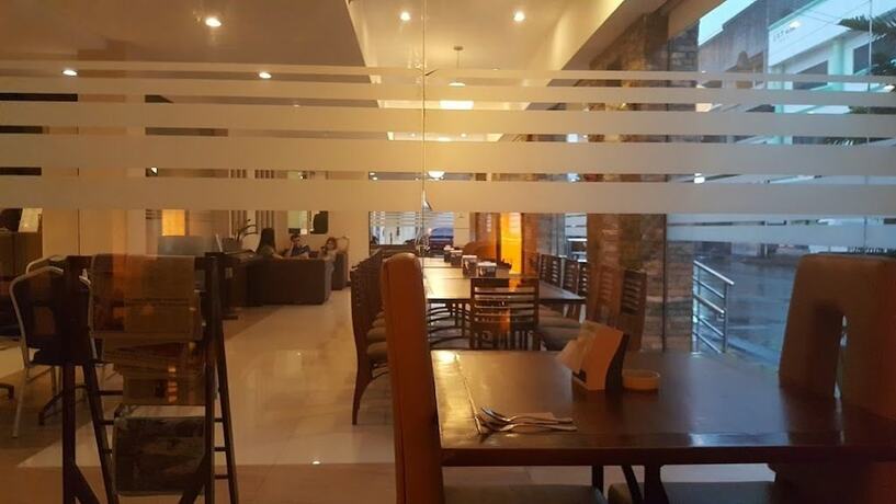 Imagen del bar/restaurante del Hotel O, Bacolod. Foto 12