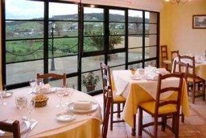 Imagen del bar/restaurante del Hotel O Cabazo. Foto 2