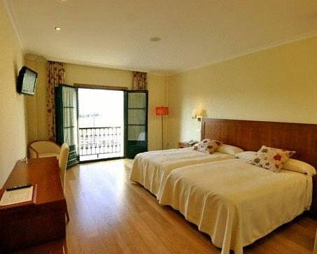 Imagen de la habitación del Hotel O Cabazo. Foto 4
