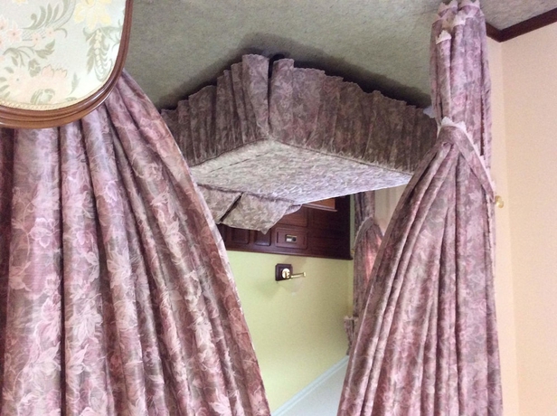 Imagen de la habitación del Hotel O Castelo. Foto 5