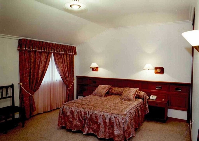 Imagen de la habitación del Hotel O Castelo. Foto 7