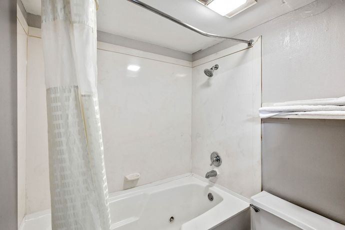 Imagen de la habitación del Hotel O Columbia Downtown near I-65. Foto 11