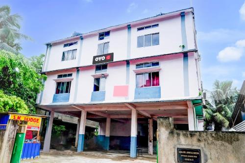 Imagen general del Hotel O Dhonsiri Lodge. Foto 6