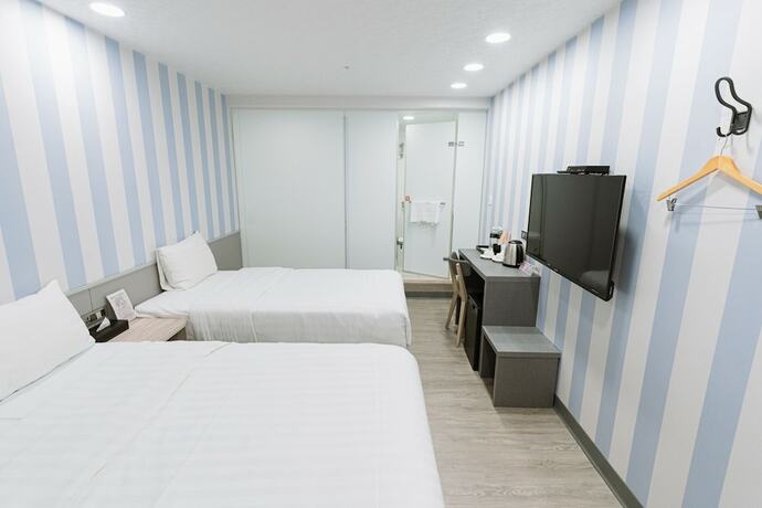 Imagen general del Hotel O Fun. Foto 6