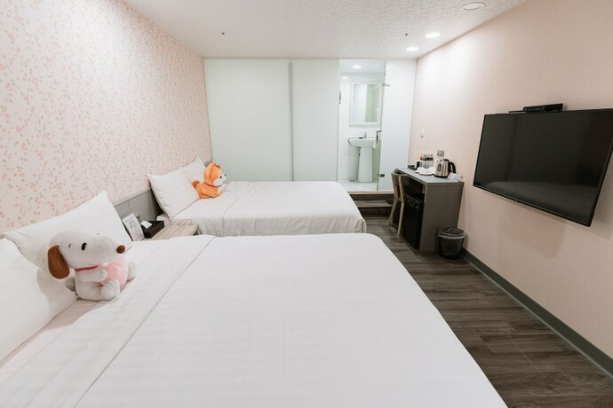 Imagen general del Hotel O Fun. Foto 10