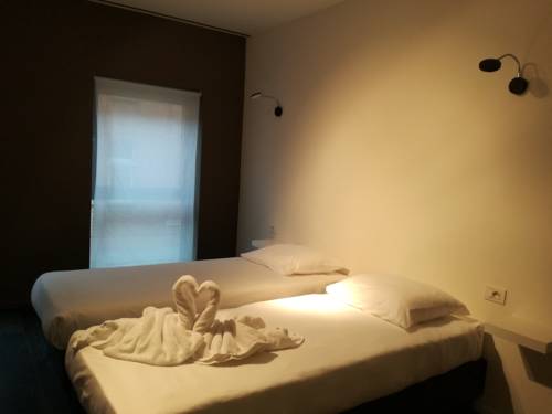 Imagen general del Hotel O Ieper. Foto 1