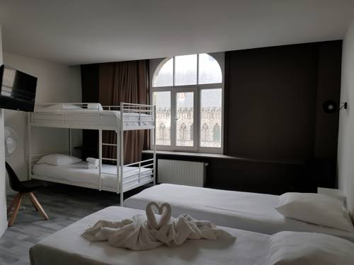 Imagen de la habitación del Hotel O Ieper. Foto 10