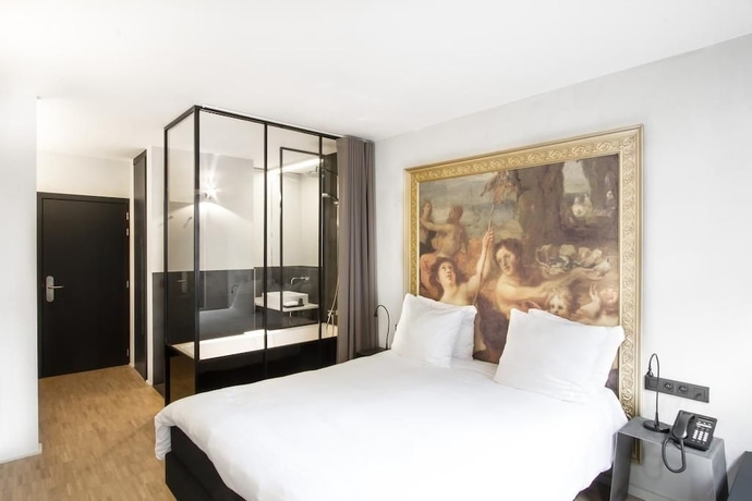 Imagen de la habitación del Hotel O Kathedral. Foto 8