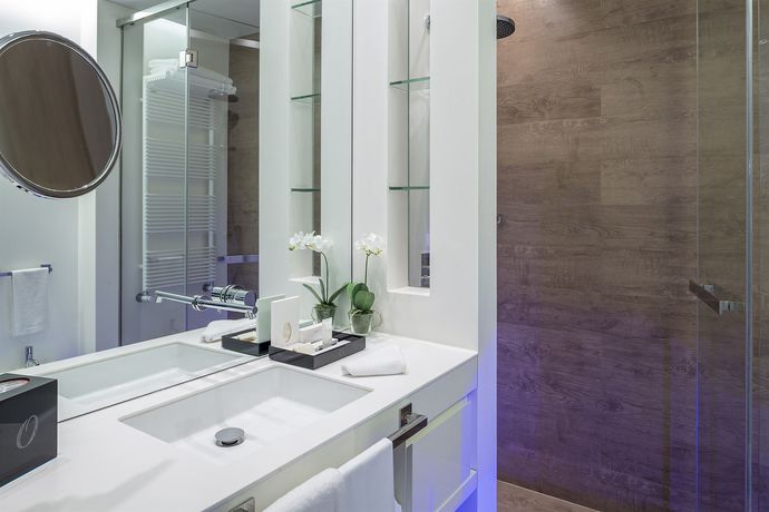 Imagen de la habitación del Hotel O Monot. Foto 3