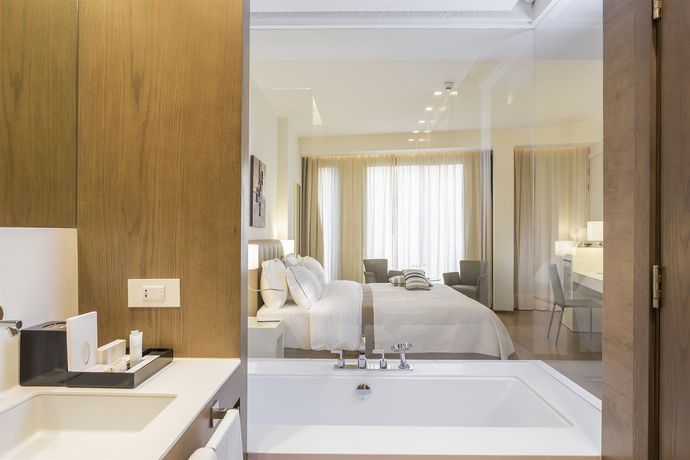 Imagen de los interiores del Hotel O Monot. Foto 15