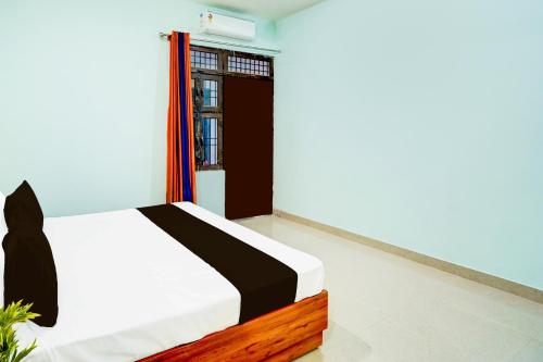 Imagen general del Hotel O N S Residency. Foto 10