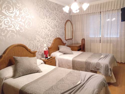 Imagen de la habitación del Hotel O Norte. Foto 15