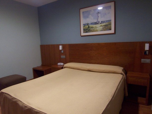 Imagen de la habitación del Hotel O Noso. Foto 7