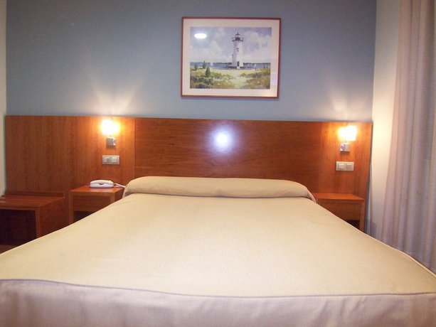 Imagen de la habitación del Hotel O Noso. Foto 9