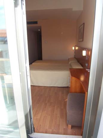 Imagen de la habitación del Hotel O Noso. Foto 12