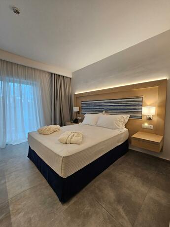 Imagen general del Hotel O Paradise beach Resort and Spa. Foto 5