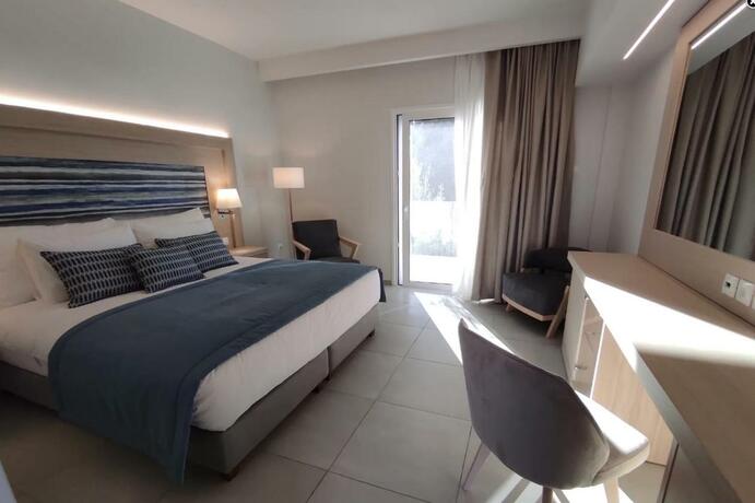 Imagen general del Hotel O Paradise beach Resort and Spa. Foto 11