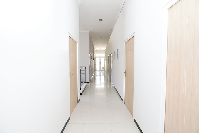 Imagen de los interiores del Hotel O Peaceful Residence. Foto 14