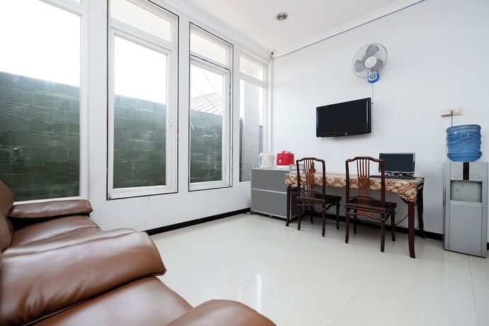 Imagen de los interiores del Hotel O Peaceful Residence. Foto 15