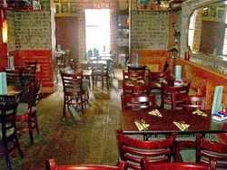 Imagen del bar/restaurante del Hotel O SHEAS. Foto 3