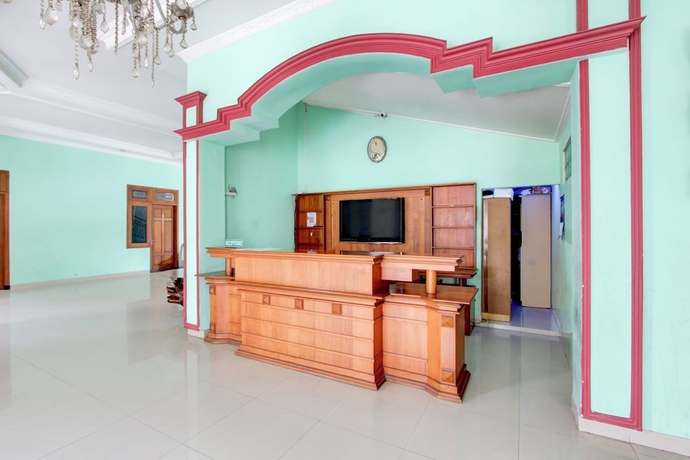 Imagen de los interiores del Hotel O Solo near RS JIH Solo formerly Azifa Inn. Foto 16