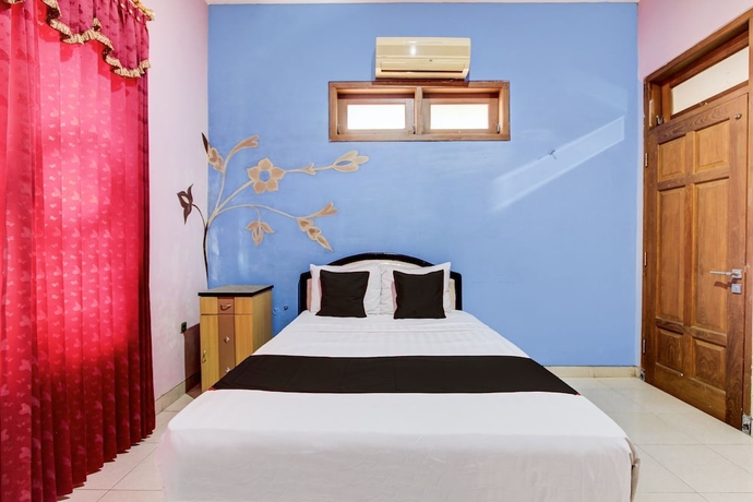 Imagen de la habitación del Hotel O Solo near RS JIH Solo formerly Azifa Inn. Foto 14