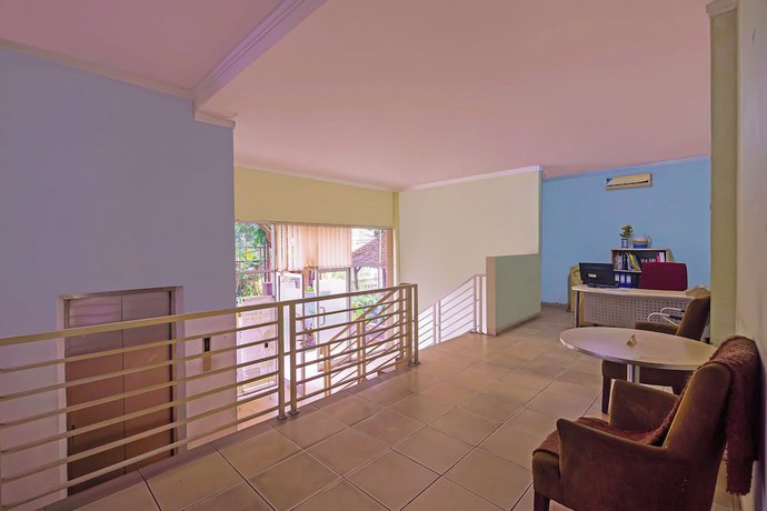 Imagen de los interiores del Hotel O near Cilandak Town Square. Foto 16