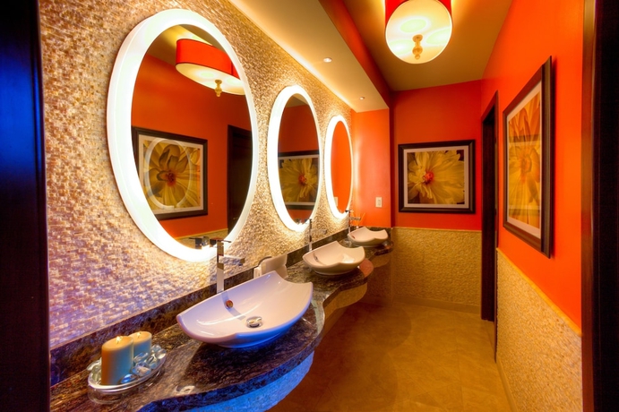 Imagen de los interiores del Hotel O2 Beach Club and Spa. Foto 17