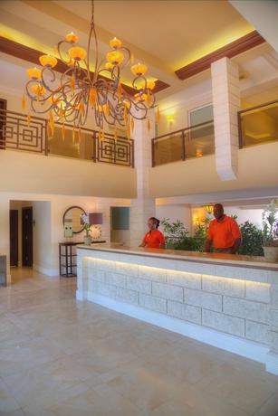 Imagen de los interiores del Hotel O2 Beach Club and Spa. Foto 19