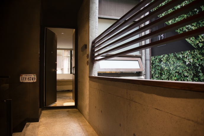 Imagen de los interiores del Hotel O2 M12. Foto 18
