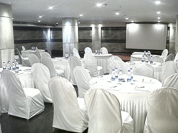 Imagen de los interiores del Hotel O2 Oxygen. Foto 13