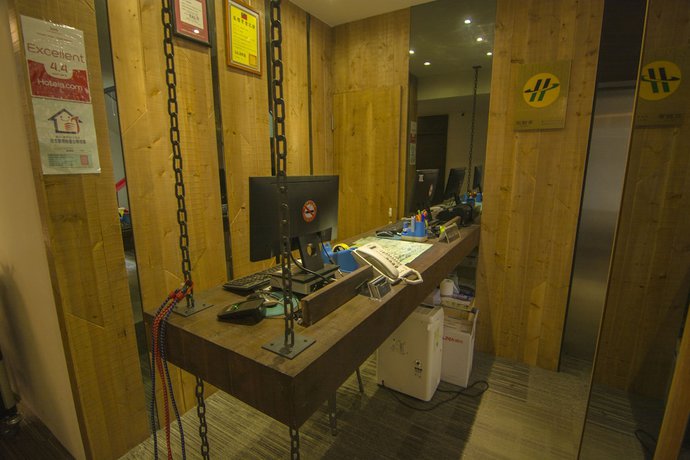 Imagen de los interiores del Hotel O2 Taipei Main Station. Foto 19