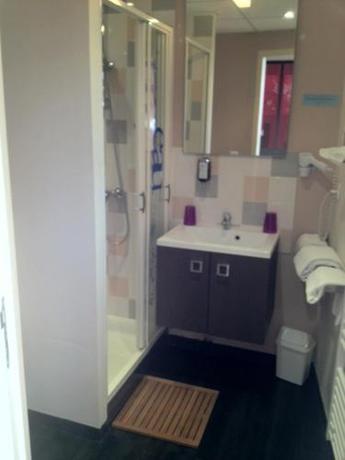 Imagen general del Hotel O2b Aux Berges De Broc&eacute;liande. Foto 4