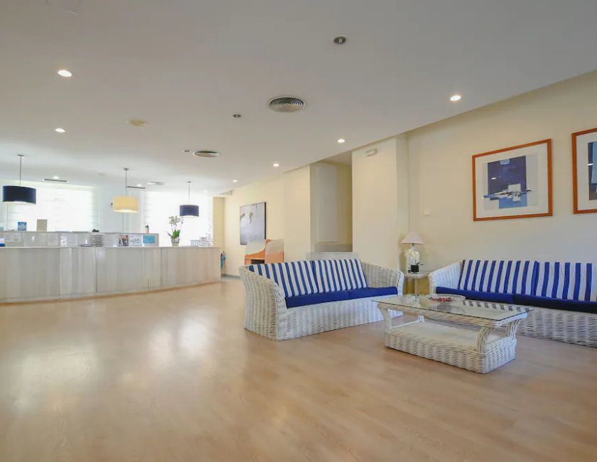 Imagen de los interiores del Hotel O7 Club Cala Ratjada. Foto 14